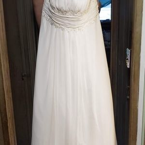 Unworn wedding dress